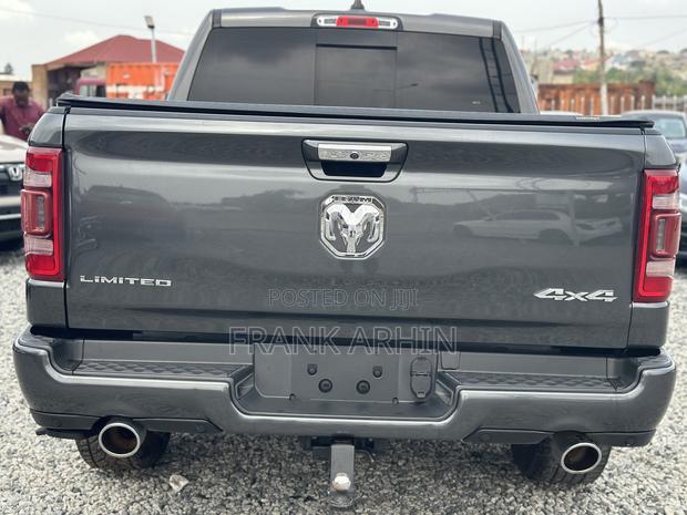 Dodge RAM 2020 Gray