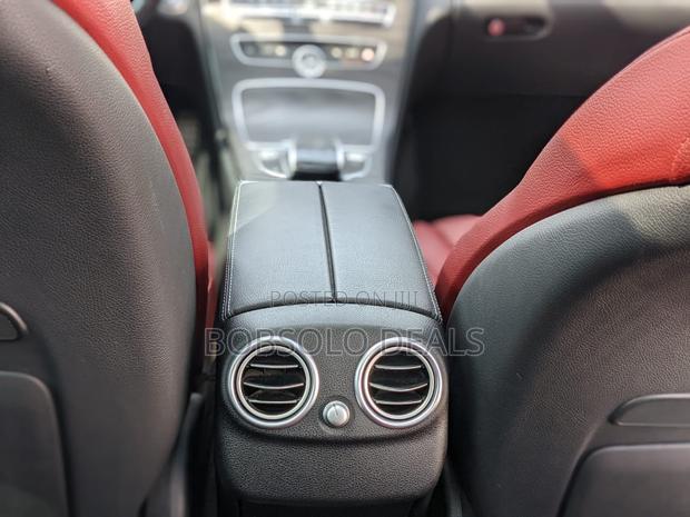 Mercedes-Benz C300 Sport 4Matic Sedan AWD (2.0L 4cyll 7A) 2016 Black