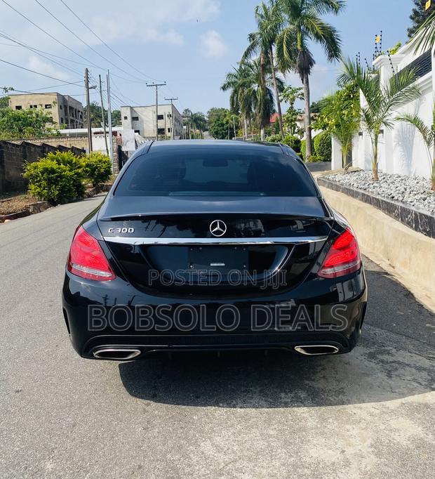 Mercedes-Benz C300 Sport 4Matic Sedan AWD (2.0L 4cyll 7A) 2016 Black