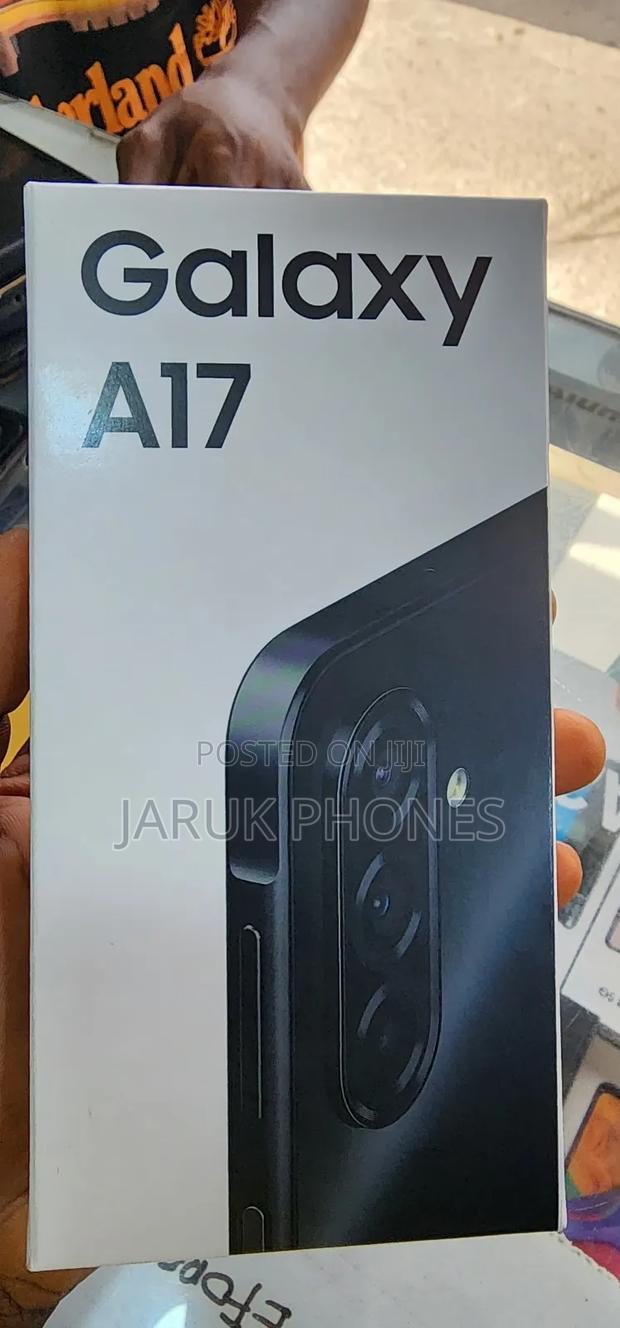 New Samsung Galaxy A17 128 GB Black photo 2