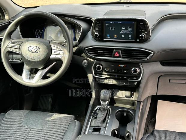 Hyundai Santa Fe SEL 2.4 FWD 2020 Gray