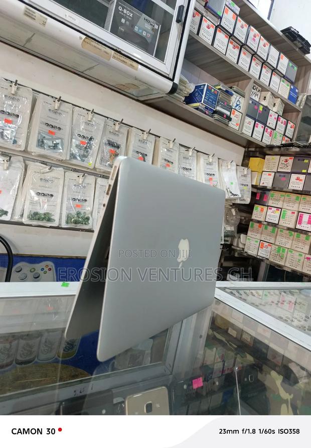 Laptop Apple MacBook Air 2012 4GB Intel Core I5 SSD 128GB photo 3