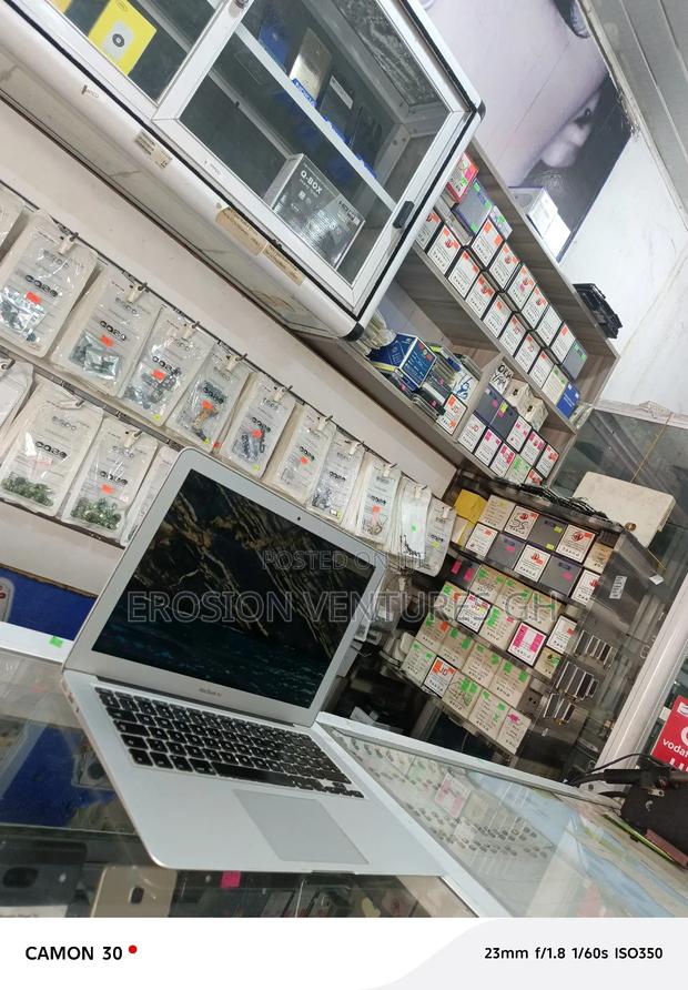 Laptop Apple MacBook Air 2012 4GB Intel Core I5 SSD 128GB photo 10