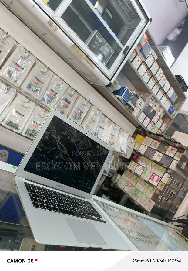 Laptop Apple MacBook Air 2012 4GB Intel Core I5 SSD 128GB photo 14
