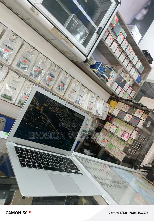 Laptop Apple MacBook Air 2012 4GB Intel Core I5 SSD 128GB photo 16