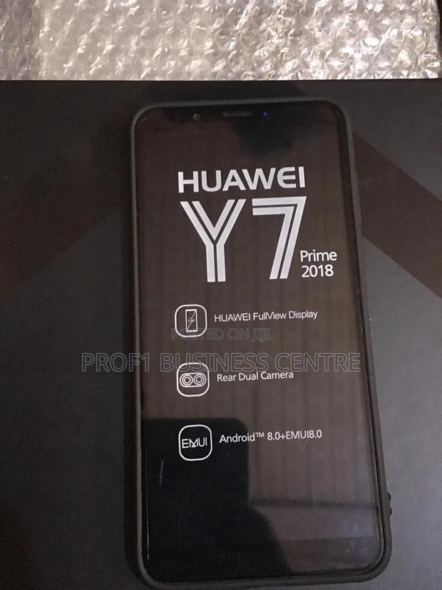 Huawei Y7 Prime 2018 64 GB Blue photo 2