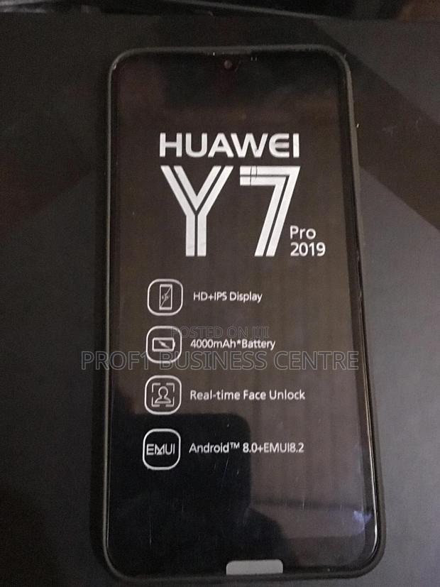Huawei Y7 Pro (2019) 128 GB Black photo 2