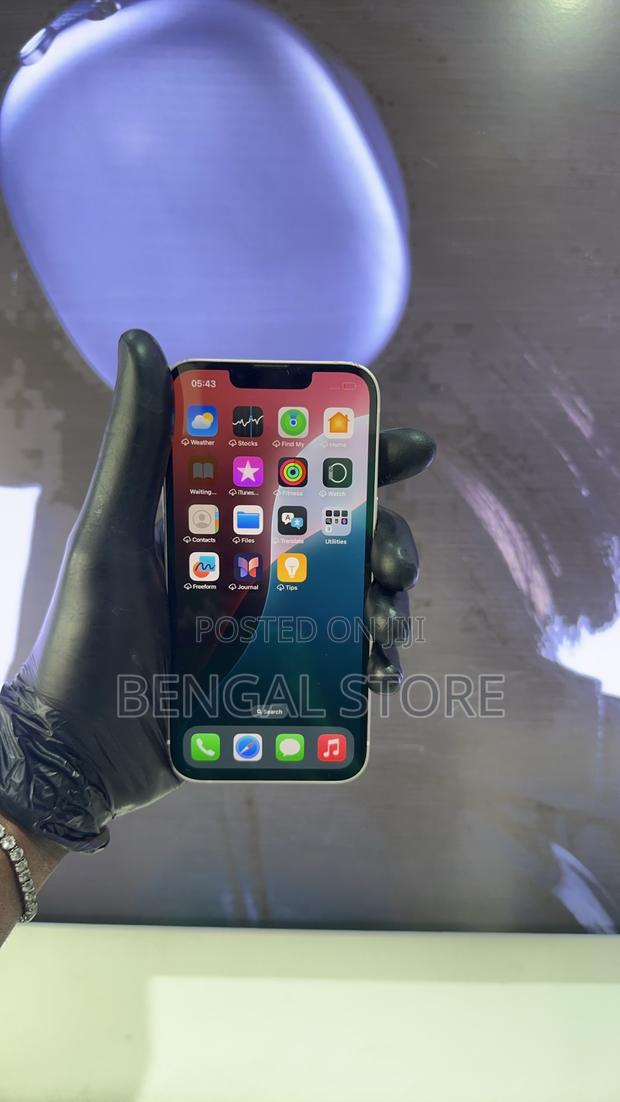 Apple iPhone 13 256 GB Pink photo 2