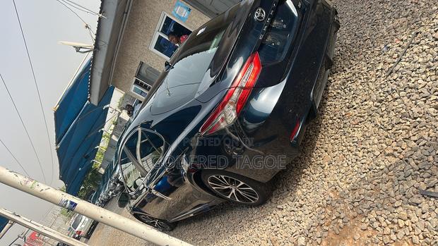 Toyota Camry SE (2.5L 4cyl 8A) 2019 Black