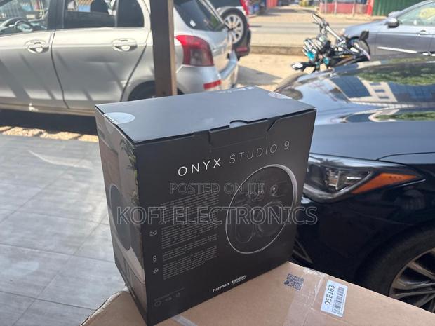 Harman Kardon Onyx Studio Ix Luxury Sound Speaker · Photo 2
