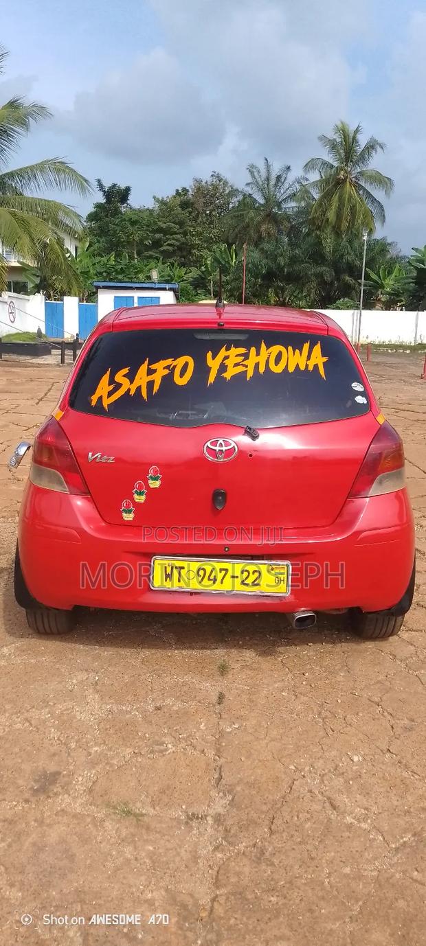 Toyota Vitz 1.3 FWD 3dr 2010 Red