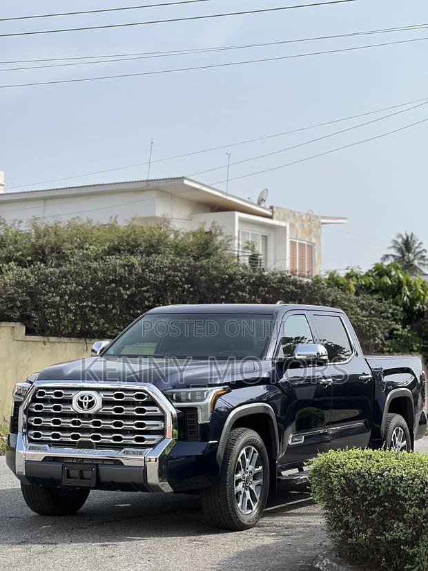 Toyota Tundra 1794 Edition CrewMax 5.5' Bed 2024 Blue photo 3