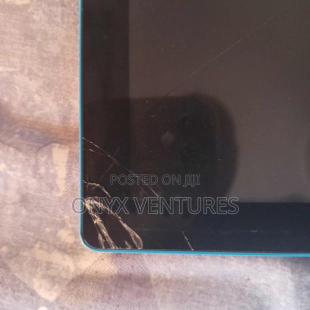 Laptop 2GB Qualcomm Snapdragon X Plus SSD 16 GB