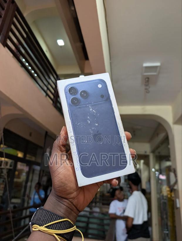 New Apple iPhone 17 Pro Max 2 TB Blue photo 8