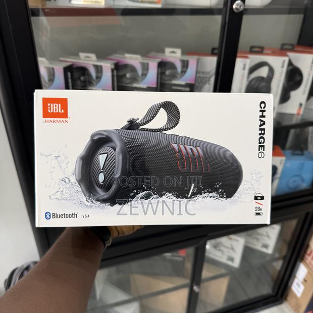 JBL Charge 6 Bluetooth Speaker · Photo 3