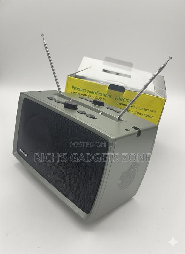 Boombest Portable Stereo Speaker and Radio · Photo 4