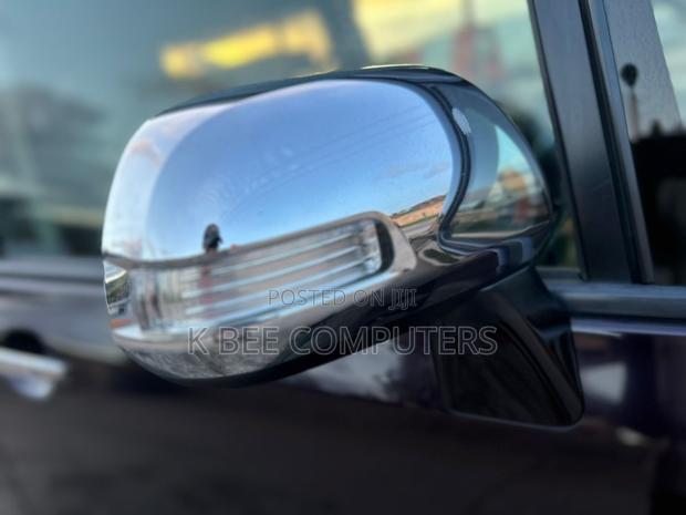 Toyota Voxy 2010 Black