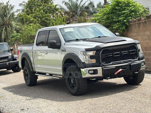 Ford F-150 XL 4x4 Regular Cab Styleside 6.5 ft. box 122 in. WB 2017