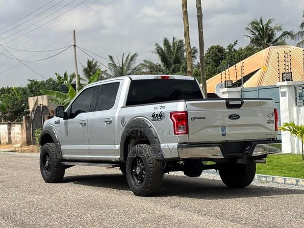 Ford F-150 XL 4x4 Regular Cab Styleside 6.5 ft. box 122 in. WB 2017