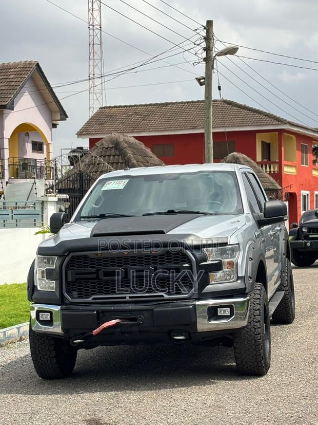 Ford F-150 XL 4x4 Regular Cab Styleside 6.5 ft. box 122 in. WB 2017