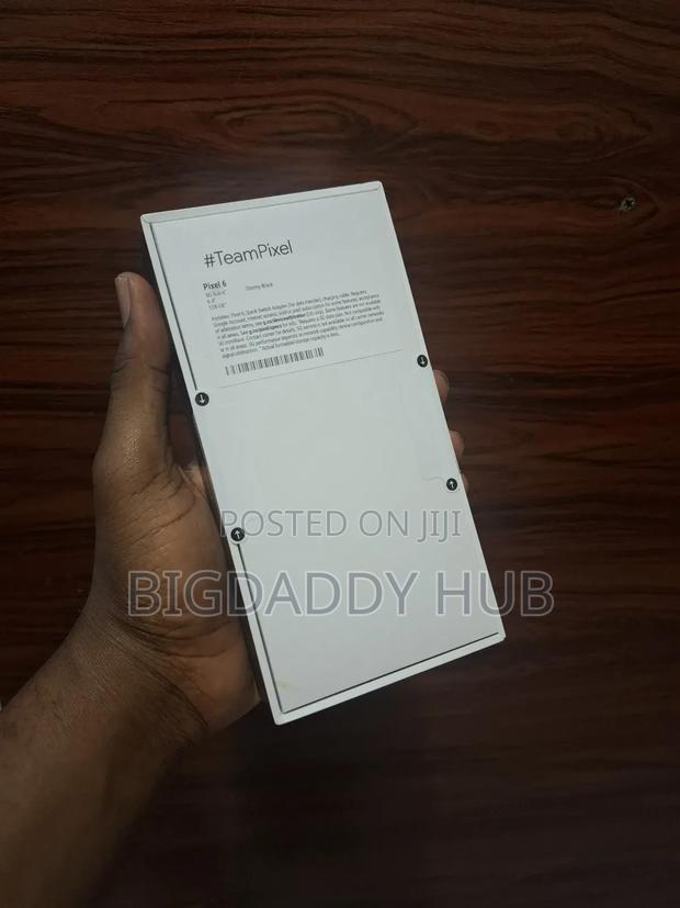 New Google Pixel 6 128 GB Black photo 2
