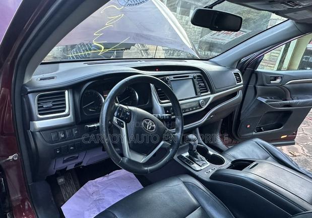 Toyota Highlander Limited V6 4x4 (3.5L 6cyl 6A) 2016 Maroon