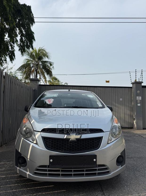 Chevrolet Spark 2012 Silver