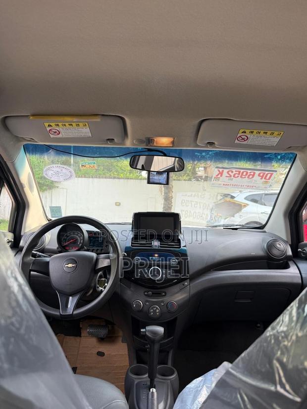 Chevrolet Spark 2012 Silver photo 3