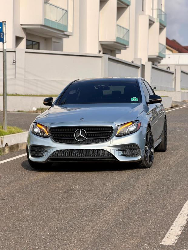 Mercedes-Benz E300 2018 Silver
