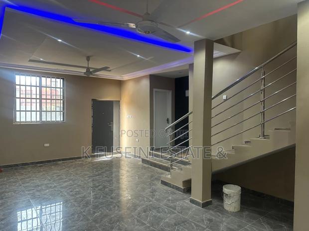 4bdrm House in K Fuseini Estate, Kumasi Metropolitan for sale photo 6