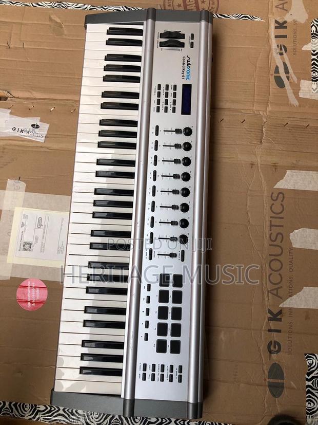 Swissonic Midi Keyboard