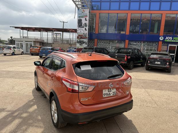 Nissan Rogue 2018 Brown