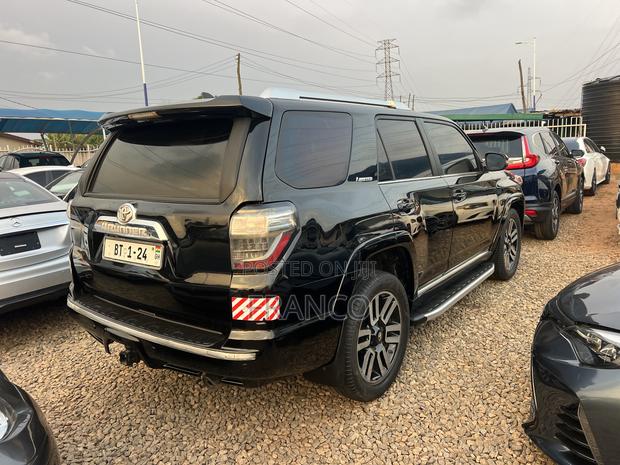 Toyota 4-Runner Limited 4x4 2018 Black