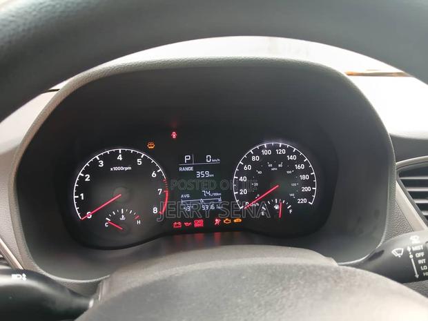 Hyundai Accent Limited 2018 Gray