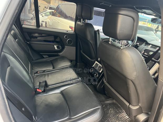Land Rover Range Rover Vogue 2019 White