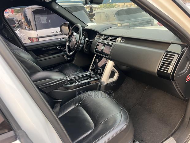 Land Rover Range Rover Vogue 2019 White