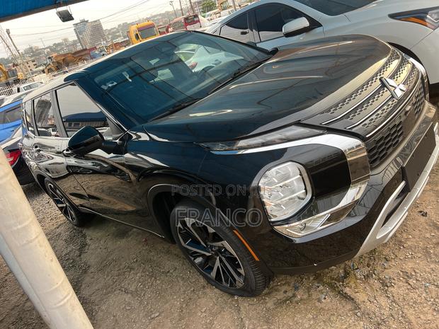 Mitsubishi Outlander SE Black Edition 2023 Black