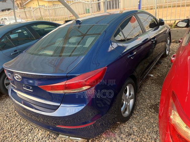 Hyundai Elantra ECO Sedan FWD (1.4L 4cyl 7A) 2017 Blue