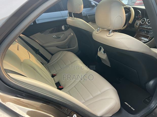 Mercedes-Benz C300 Luxury 4matic Sedan AWD (2.0L 4cyl 7A) 2017 Brown
