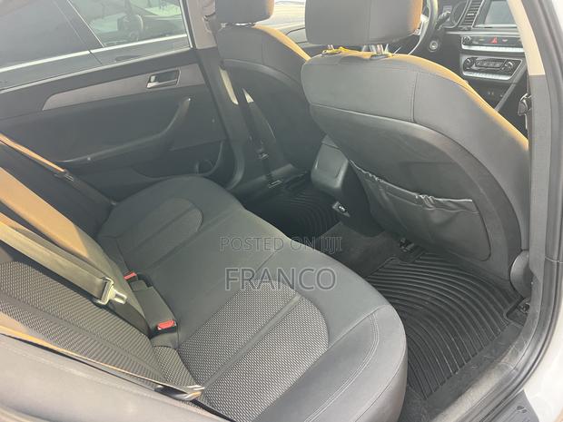 Hyundai Sonata SE 2020 White