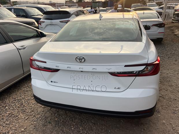 New Toyota Camry LE 2025 White