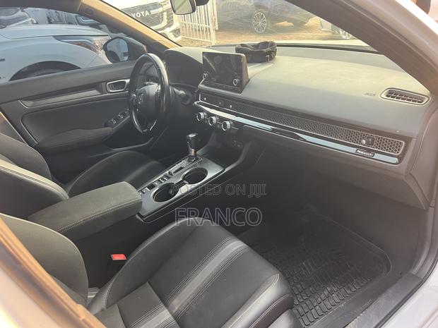 Honda Civic Sport CVT 2023 White