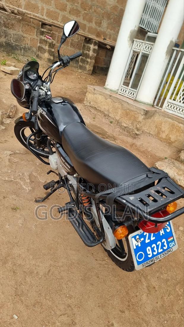 Bajaj Boxer 2022 Black photo 6