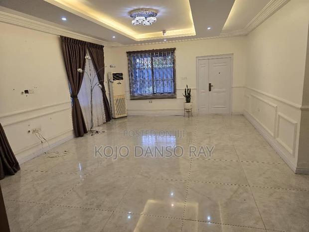 4bdrm House in West Legon for sale photo 5