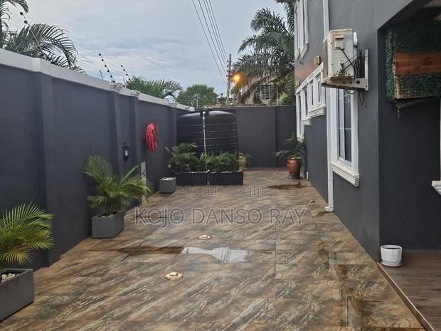 4bdrm House in West Legon for sale photo 2