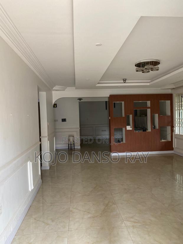 4bdrm House in West Legon for sale photo 8