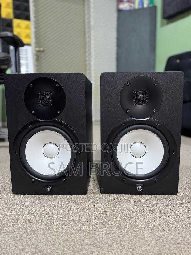 Yamaha Hs 8 · Photo 4