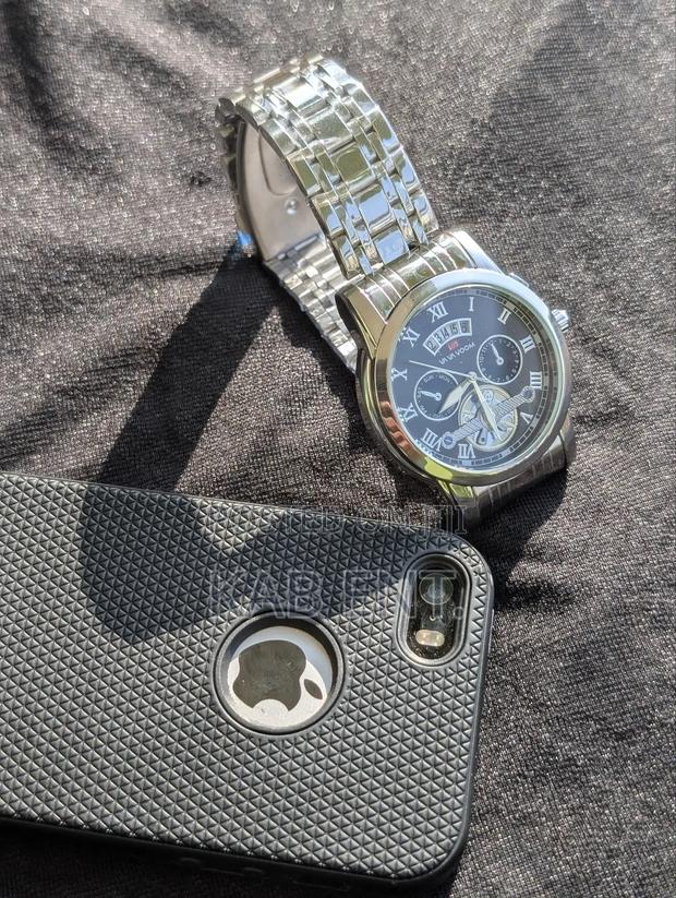 Wrist Watch photo 7