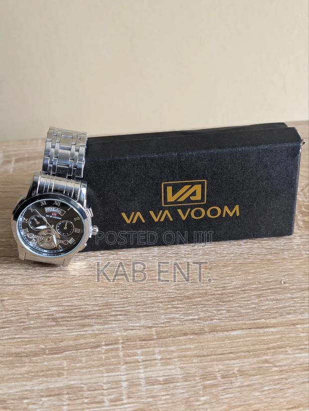 Wrist Watch photo 2