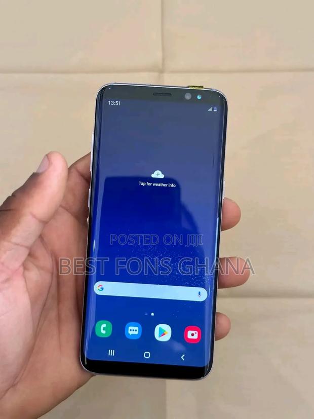 New Samsung Galaxy S8 64 GB Blue photo 2